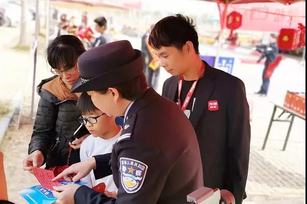 萬(wàn)順叫車(chē)-本地司機(jī)熟人熟路